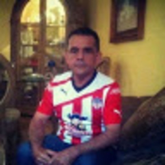 Meet your Posher, Luis carlos - Picture 1 of 1